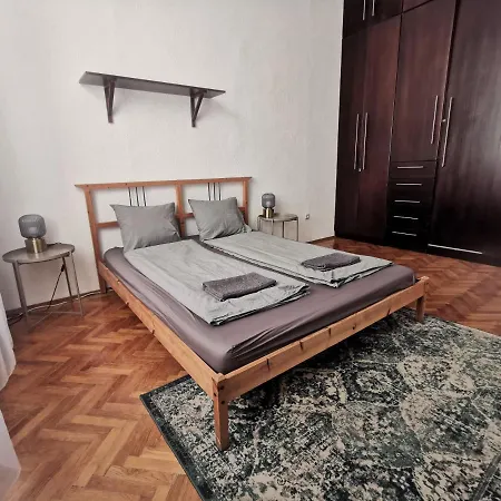 Urban Centro Apartman