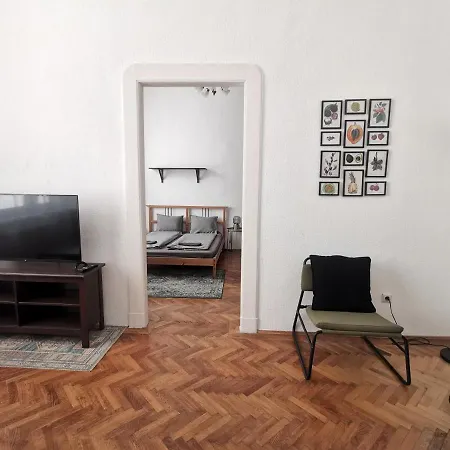 Urban Centro * Budapest