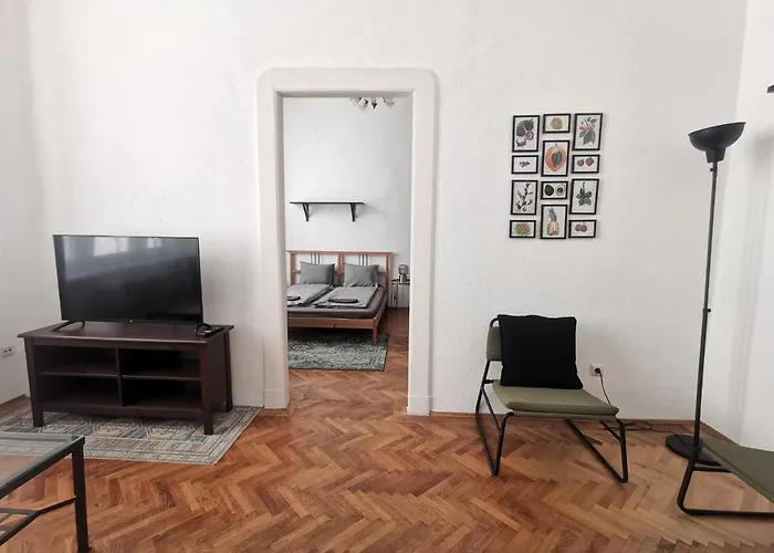 Urban Centro * Budapest